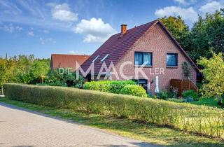 Einfamilienhaus kaufen in 21398 Neetze, Einfamilienhaus mit vermieteter DG- Wohnung in ruhiger Lage von Neetze