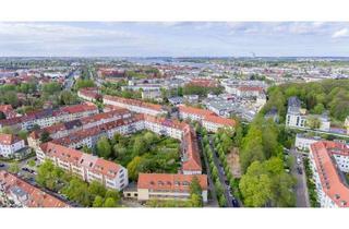 Wohnung kaufen in 18059 Hansaviertel, Charmante Dachgeschosswohnung mit Galerie – Erstbezug nach Renovierung