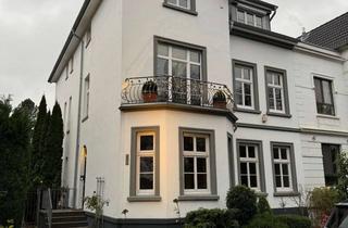 Wohnung kaufen in Oktaviostraße 49, 22043 Marienthal, Hochwertige 4-Zimmer-EG-Wohnung mit eigenem Garten in repräsentativer Altbauvilla