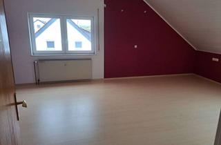 Wohnung mieten in 63695 Glauburg, Helle ruhige 2-Zimmer-Dachgeschosswohnung (70 qm) mit Klimaanlage am Waldrand in Glauburg