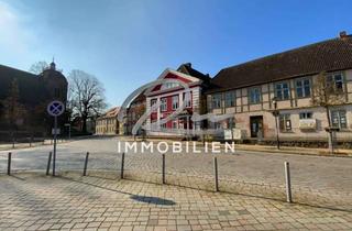 Gewerbeimmobilie kaufen in 23923 Schönberg, Modernisierte Pension mit Seeblick + Ausbaureserve vor den Toren Lübecks unweit der Ostsee