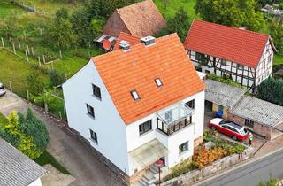 Haus kaufen in 37269 Eschwege, Generationenhaus mit mehreren Nebengebäuden bei Eschwege/Kella