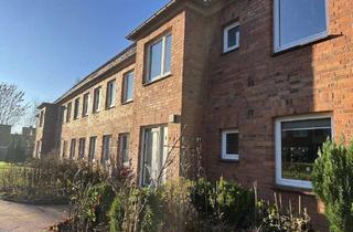 Wohnung mieten in Dietrichsdorfer Höhe 15, 24149 Neumühlen-Dietrichsdorf, Dachgeschosswohnung für Selbstrenovierer