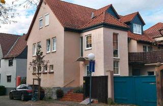 Einfamilienhaus kaufen in 61381 Friedrichsdorf, Friedrichsdorf - Viel Platz im idyllischen Ortskern von Burgholzhausen.