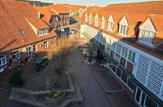 Wohnung kaufen in 23758 Oldenburg, Oldenburg in Holstein - Zentrale Eigentumswohnung mit fantastischem Ausblick