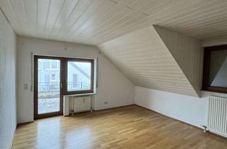 Wohnung mieten in Rotenbüschle, 76228 Hohenwettersbach, Klimatisierte 2,5 Zi. Dachgeschosswohnung mit Balkon, einer Dachterrasse und EBK in Hohenwettersbach