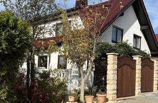 Einfamilienhaus kaufen in 08141 Reinsdorf, Freistehendes Einfamilienhaus in Vielau Wilhelmshöhe - Wohnfläche ca. 140 m² - Doppelgarage/Carport!