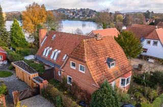 Haus kaufen in 24306 Plön, Großzügiges Haus mit Seezugang in ruhiger Lage von Plön