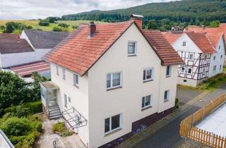 Einfamilienhaus kaufen in 37297 Berkatal, Bezahlbar und Familienfreundlich: Massives Einfamilienhaus mit viel Platz, Garten und Garage