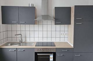 Wohnung mieten in Sandstraße, 42655 Solingen-Mitte, Ansprechendes Apartment in Solingen. Die Wohnung wurde komplett neu renoviert inkl. neuer Küche