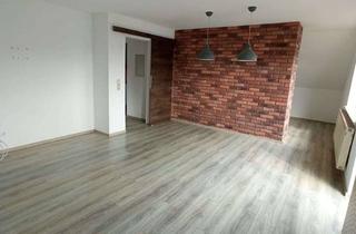 Wohnung mieten in Hans-Reyhing-Weg, 89150 Laichingen, Helle 3,5-Zimmer-Wohnung mit Balkon und Einbauküche in Laichingen