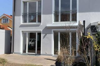 Haus mieten in Brunnengasse, 85662 Hohenbrunn, Schöne, absolut ruhige DHH in Hohenbrunn, 145qm, Grundst. 250qm, Garage, EBK - Provisionsfrei!