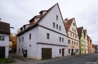 Haus kaufen in 91541 Rothenburg, großes Wohn- und Geschäftshaus in der Rothenburger Altstadt zu verkaufen