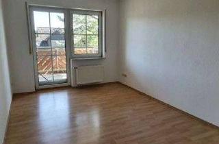 Wohnung mieten in Kirschenweg 4/1, 97980 Bad Mergentheim, Schöne 4,5-Zimmer Wohnung mit Terrasse, Balkon und EBK in Hachtel