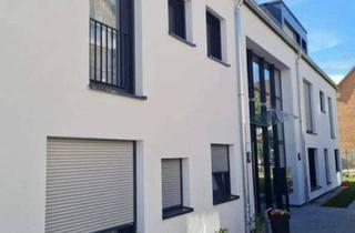 Wohnung mieten in 71229 Leonberg, Helle 2-Zimmer Wohnung mit Terrasse und eigenem Gartenanteil nach Südwest Ausrichtung