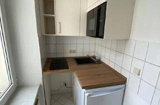 Wohnung mieten in 39112 Magdeburg, Helle freundliche 2-R-Whg.Magdeburg- Sudenburg im 2.OG ca.41m2 mit EBK. zu vermieten !