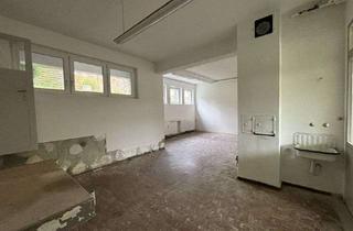 Wohnung kaufen in Mochelstraße 18, 70619 Heumaden, ++großzügige Fläche von 108m² zum Ausbau mit genehmigten Baugesuch++