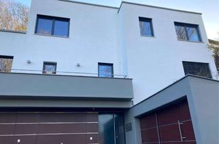 Penthouse mieten in Brunnhäuslweg, 94032 Innstadt, Attraktive und gepflegte 4,5-Raum-Penthouse-Wohnung mit geh. Innenausstattung mit Balkon und EBK