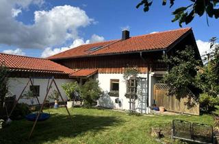 Einfamilienhaus kaufen in 83075 Bad Feilnbach, Wunderschönes, ruhig gelegenes Einfamilienhaus mit großen Garten und tollen Blick in die Natur.