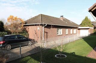 Haus kaufen in 49661 Cloppenburg, Topgepflegter, teilmodernisierter Winkelwalmdachbungalow mit Garage und Südgarten