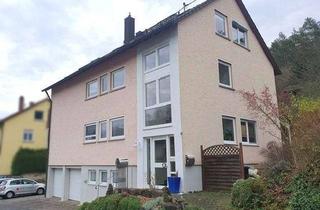 Anlageobjekt in 97980 Bad Mergentheim, Mehrfamilienhaus mit Garagen und schönem Grundstück in Edelfingen!