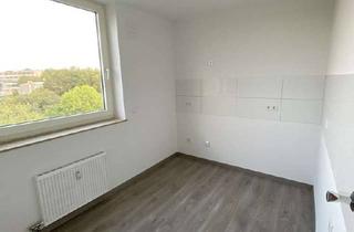 Wohnung mieten in Rhönstr. 17, 42579 Heiligenhaus, 4-Zimmer-Wohnung mit Balkon