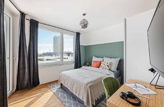 Immobilie mieten in Tübinger Straße, 80686 München, Farbenfrohes und großes Zimmer in einem Coliving-Apartment in München