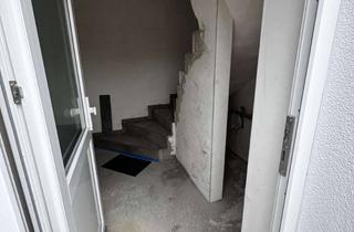 Wohnung mieten in Pfarrgasse, 55597 Wöllstein, 2 ZKB 1.OG inkl. Kleinem Balkon Wöllstein Ortker