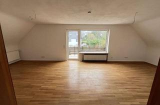 Wohnung mieten in 66127 Saarbrücken, Neu renovierte 3-Zimmer-DG-Wohnung mit Balkon in Saarbrücken- Erstbezug