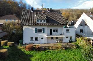 Haus kaufen in 66887 Föckelberg, Freistehendes Ein-/Zweifamilienhaus mit schönem Garten!