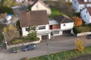 Haus kaufen in 72644 Oberboihingen, Raum für Ideen! - EFH mit Gartenhof und kleiner Gewerbeeinheit sowie 2 großen Garagen, Oberboihingen