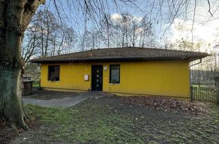 Haus kaufen in Schulweg, 19077 Rastow, Leben auf einer Etage - charmanter Bungalow in ruhiger Lage in Kraak bei Rastow / Vermietet!