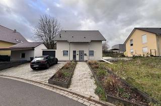 Einfamilienhaus kaufen in Sackstraße, 53578 Windhagen, Modernes Einfamilienhaus mit großzügigem Grundstück in Windhagen