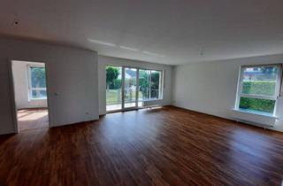 Wohnung mieten in Geschwister-Scholl-Straße 14e, 02977 Hoyerswerda, Attraktive 3-Zimmer-EG-Wohnung mit Terrasse in Hoyerswerda