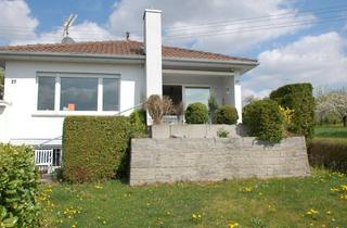 Haus mieten in Panoramaweg 27, 71642 Ludwigsburg, Wohnen in einem tollen Bungalow in 3,5 Zimmern mit EBK und Blick auf das Neckartal