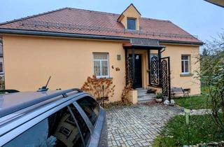 Haus kaufen in 01896 Pulsnitz, Gemütliches Familienhaus mit Gartenidylle und historischem Flair