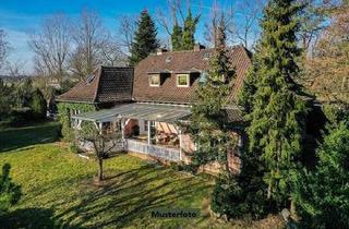 Einfamilienhaus kaufen in Kastanienallee, 16244 Schorfheide, Einfamilienhaus nebst Doppelgarage