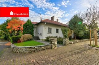 Einfamilienhaus kaufen in 63589 Linsengericht, Einfamilienhaus/Bungalow mit großzügigem Garten, Baumbestand und Blick ins Grün