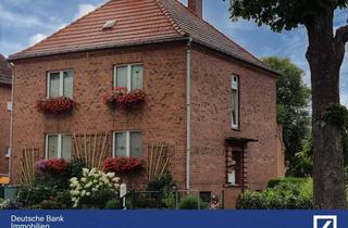 Haus kaufen in 19300 Grabow, Charmantes Zweifamilienhaus in Grabow mit großem Garten – Solide Vermietung mit Potenzial!