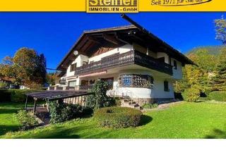 Anlageobjekt in 82467 Garmisch-Partenkirchen, Preis-Sturz !!! Landhaus mit ca. 400 m² Nutzflächen, Kachelofen, EBK, Einlieger-WHG, Garage