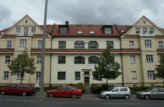 Wohnung kaufen in Karl-Keil-Straße 36, 08060 Zwickau, Ab März frei!!! 2-Raum-Whg. in guter Wohnlage mit Balkon, Stellplatz, Tageslicht-Bad u. -Küche!