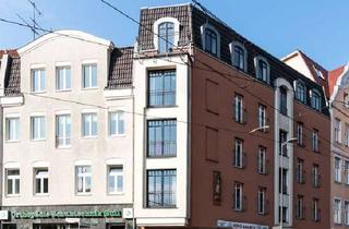 Wohnung mieten in Doberaner Str., 18057 Kröpeliner Tor-Vorstadt, Schicke 2-Raum-Dachgeschosswohnung in der KTV mit Laminat, Wannenbad, Einbauküche und Dachterrasse.