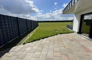 Wohnung mieten in 41564 Kaarst, Luxus Erdgeschosswohnung mit EBK, Terrasse, Garten, Feldblick und Wallbox