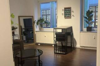 Wohnung mieten in Schießhausstraße, 75173 Südweststadt, Perfekt für junge Leute! Zentral gelegene 2-Zimmer Wohnung mit Altbauflair und EBK!