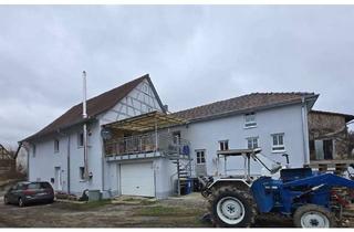 Einfamilienhaus kaufen in 74928 Hüffenhardt, Geräumiges und erweiterbares Einfamilienhaus in Herzen von Kälbertshausen.