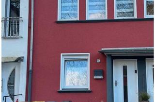 Einfamilienhaus kaufen in 45883 Gelsenkirchen, Gelsenkirchen - Verkaufen freundliches Reihenmittelhaus in Gelsenkirchen Heßler