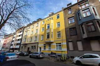 Wohnung kaufen in Neckarstraße 14, 40219 Unterbilk, 2 Altbauwohnungen mit Balkon, 3. OG im Medienhafen/Top Lage!