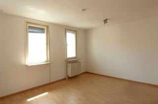 Wohnung mieten in Lindenstraße 38, 72764 Reutlingen, Einfaches Zimmer in einer 3er-WG in der Innenstadt von Reutlingen