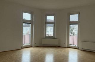 Wohnung mieten in Drachenfelsstraße 12, 10318 Karlshorst, Helle 4-Zimmerwohnung mit Balkonen im Herzen von Karlshorst