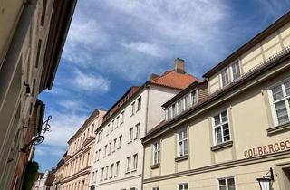 Wohnung mieten in Langenstraße 69, 18439 Altstadt, Sehr schöne 2-Zimmer-Wohnung mit Balkon in der Altstadt